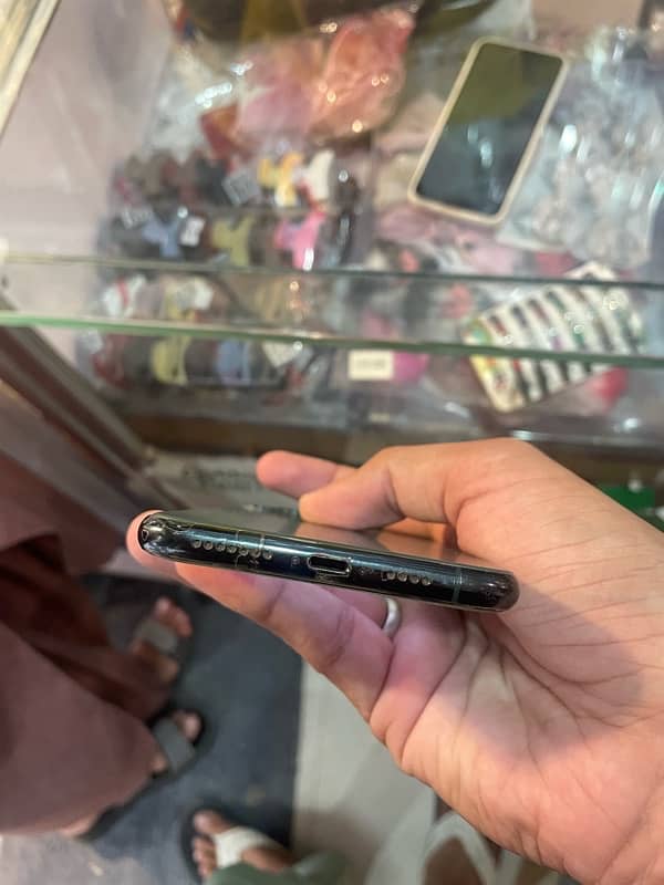 i phone 11 pro max 64 gb non pta 5