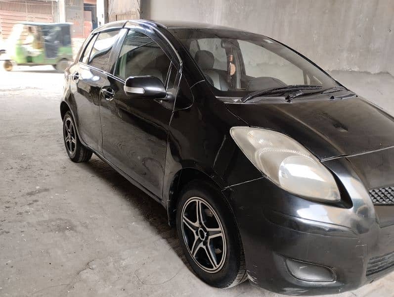 Toyota Vitz 2009 1