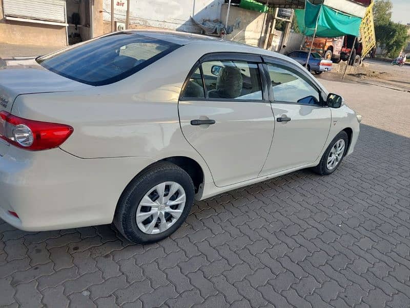 Toyota Corolla GLI 2013 8