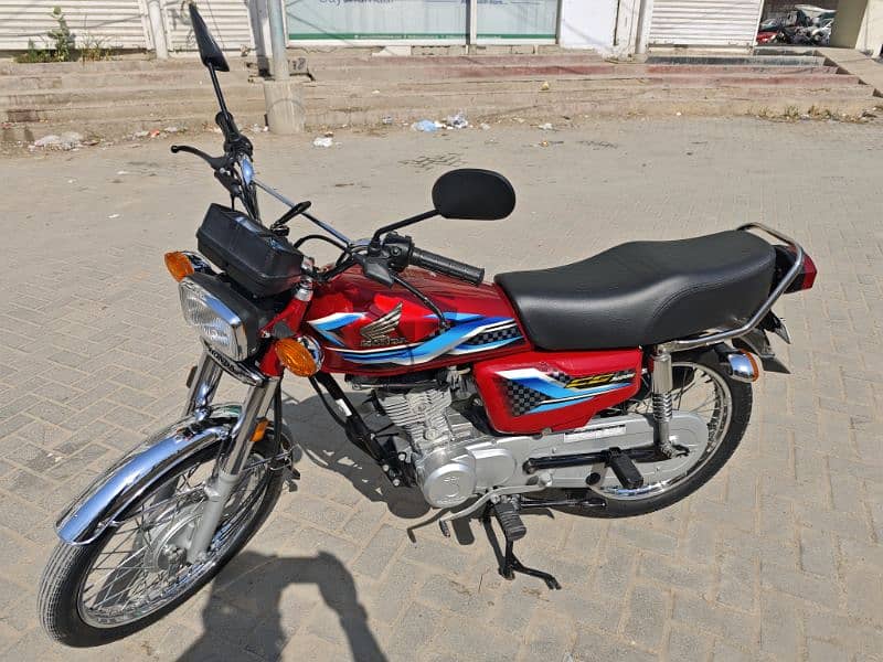 scratch less Honda CG 125 Red Invoice 2024 Registered 2024 Serial 77 5