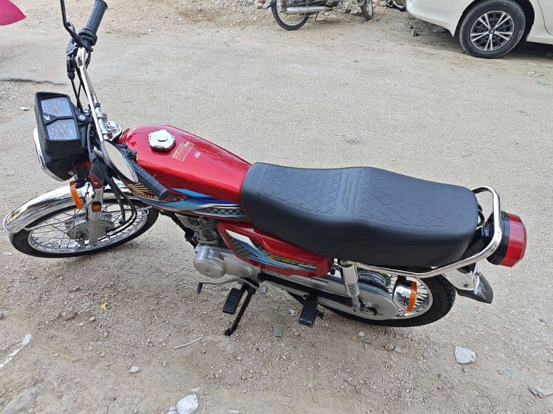 scratch less Honda CG 125 Red Invoice 2024 Registered 2024 Serial 77 10