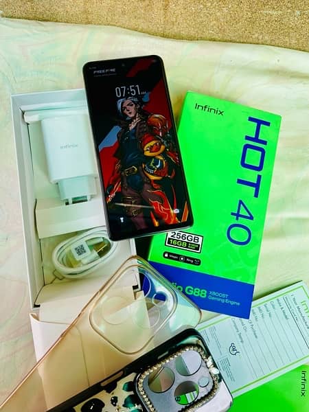 Infinix Hot40 (16gb/256gb)Urgent Sale. 0/3/0/6/4/3/9/8/4/3/0 2