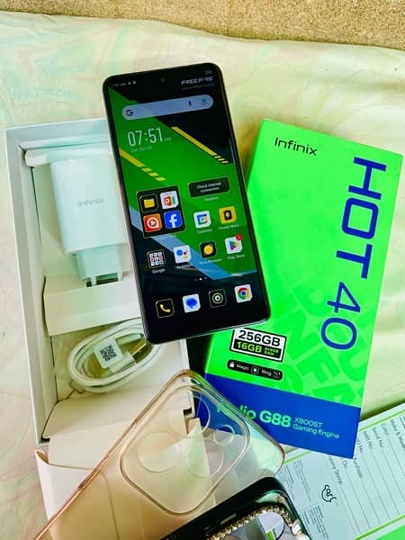 Infinix Hot40 (16gb/256gb)Urgent Sale. 0/3/0/6/4/3/9/8/4/3/0 4