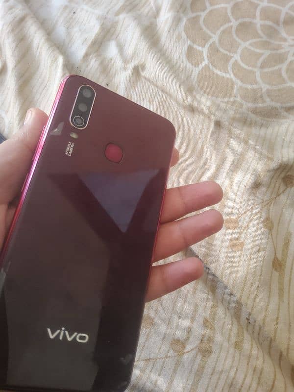 vivo y17 2