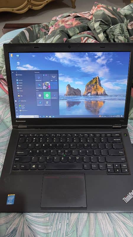 Lenovo thinkpad t440p i5 4 genration 1