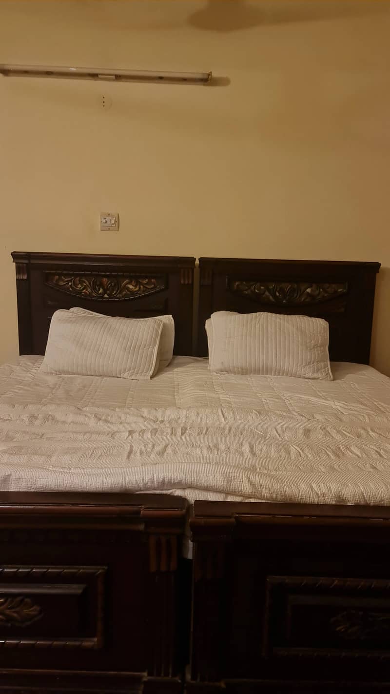 Original Pure Wood Bed, Brand New, Selling Urgently 1