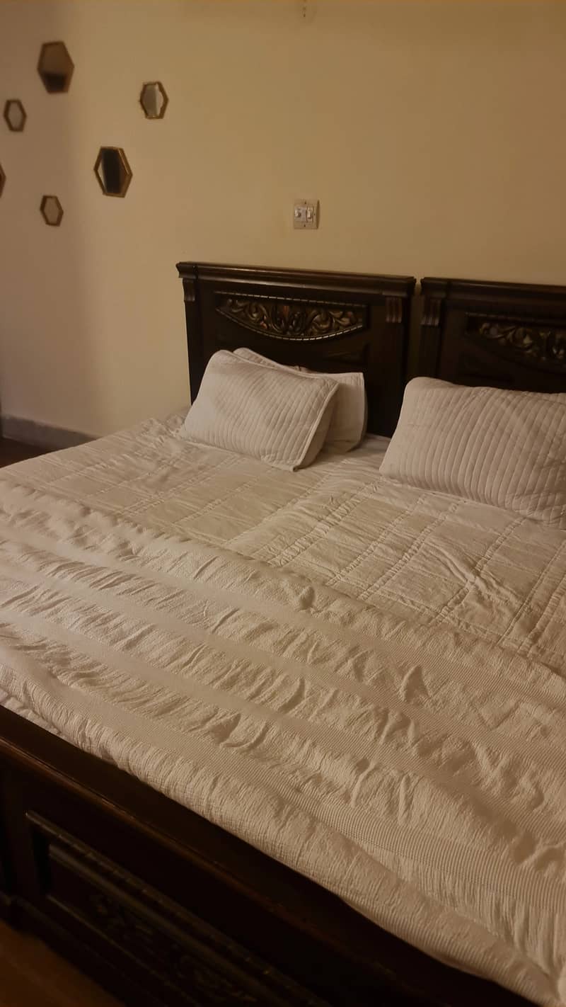 Original Pure Wood Bed, Brand New, Selling Urgently 4