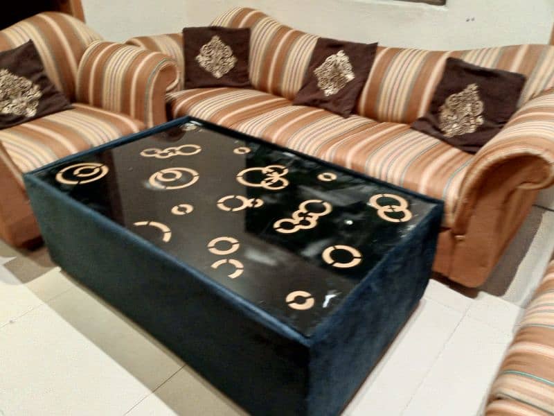 slightly used sofa set 3 2 1 call 03124049200 3