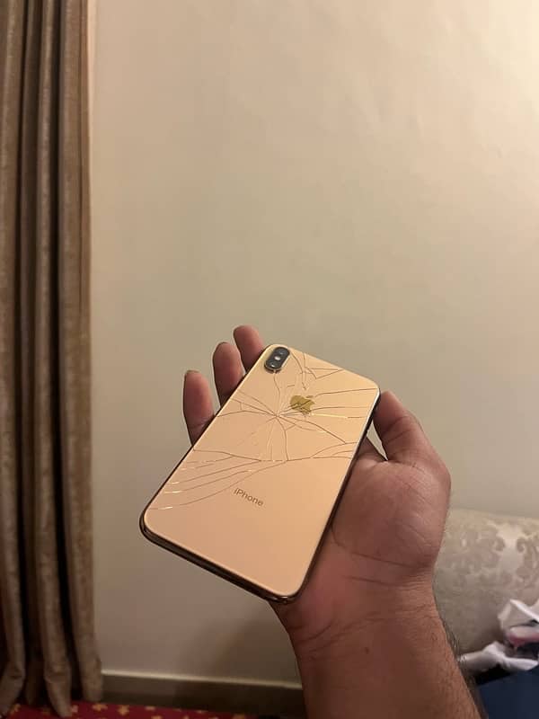 iphone xs max 1