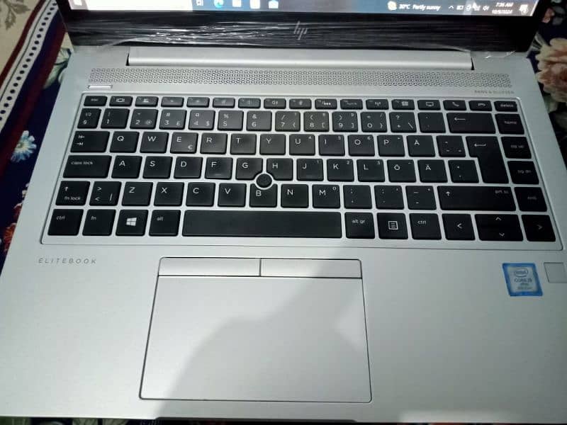 HP Elitebook 840 G5 Core i-5 8th Gen 8/256 1