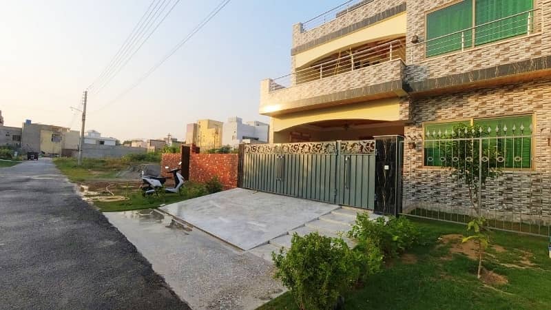 Get In Touch Now To Buy A 10 Marla House In LDA Avenue - Block D Lahore 4