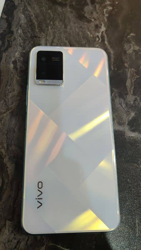 Vivo y21 0