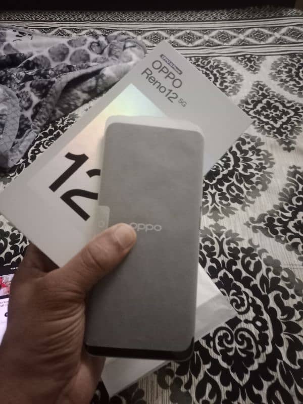 oppo Reno 12 7