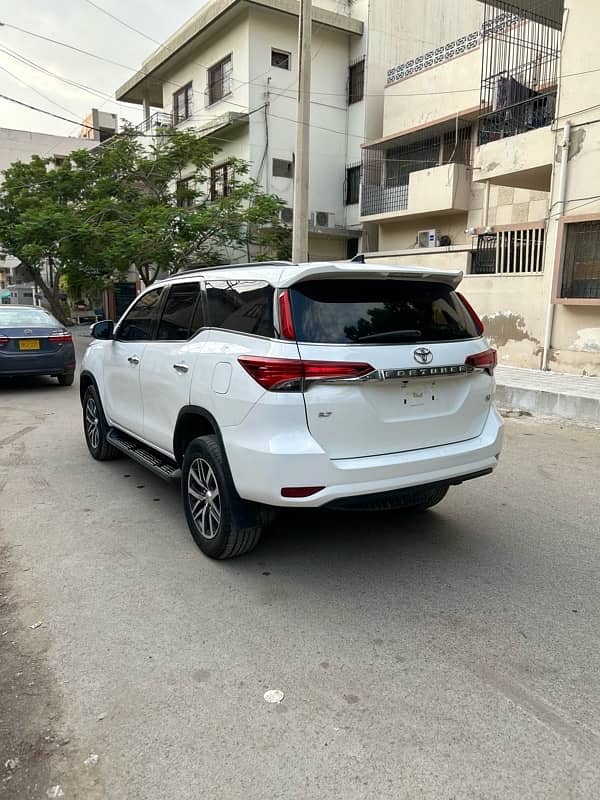 Toyota Fortuner 2.7 Petrol Model 2021 Registered 2021 5