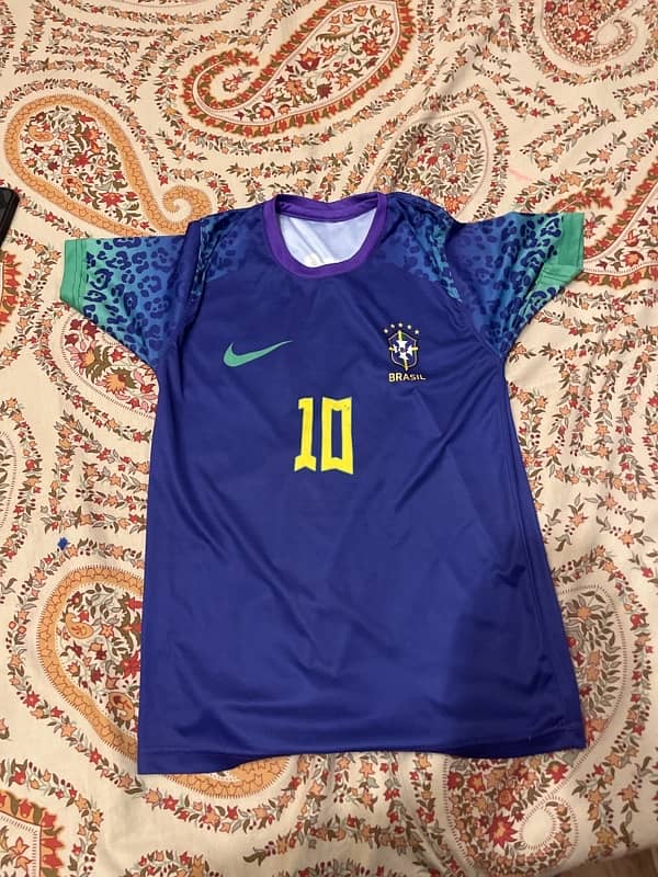 slightly used neymar brazil shirt for kids 1