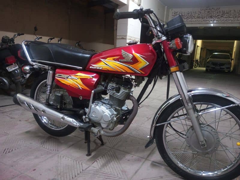 Honda 125 Karachi number 12