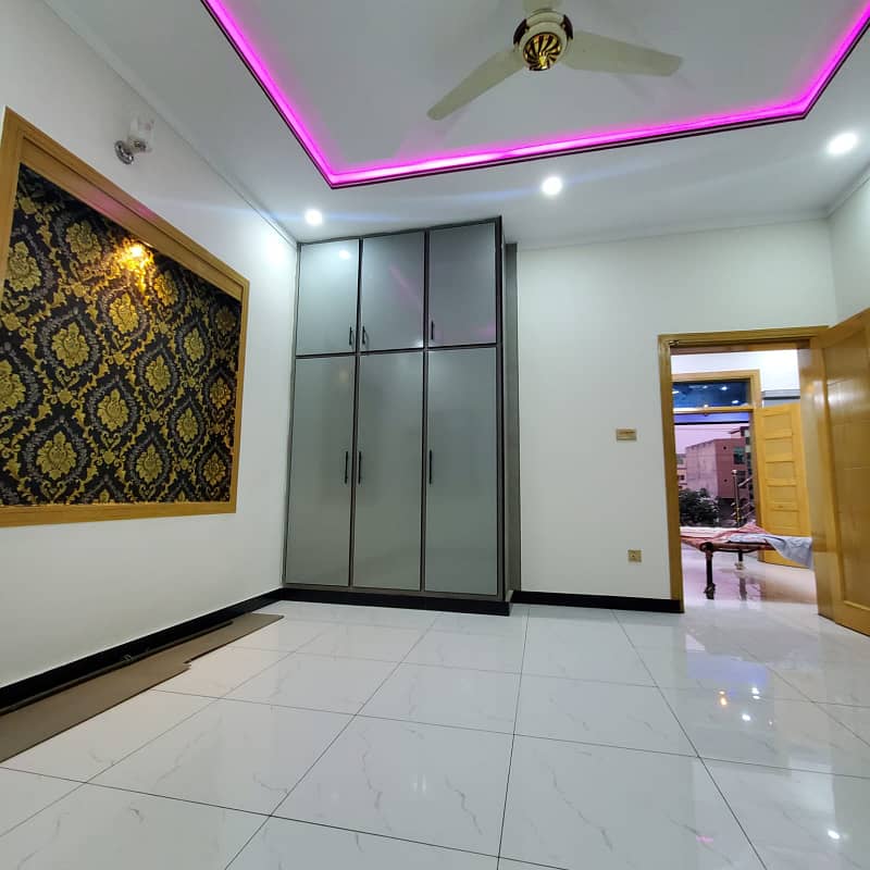 Very Beautiful 8 Marla Portion Available for Rent in Rawalpindi Islamabad Only 1 Minute Walk From Main Road of Islamabad Express Highway 0