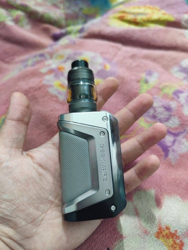 Geek Vape. . AEGIS LEGEND III KIT 200W DARG GRAY 3