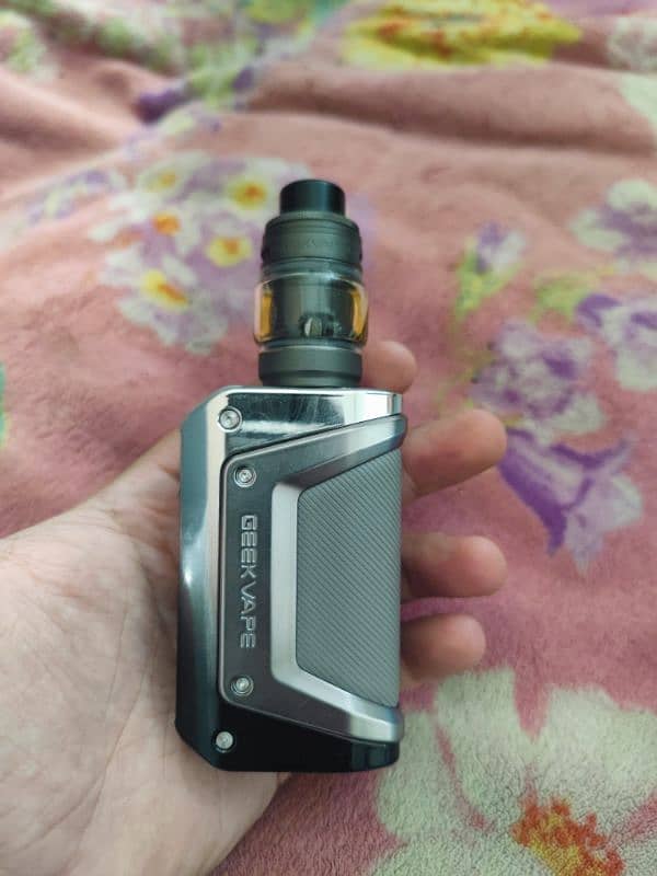 Geek Vape. . AEGIS LEGEND III KIT 200W DARG GRAY 4