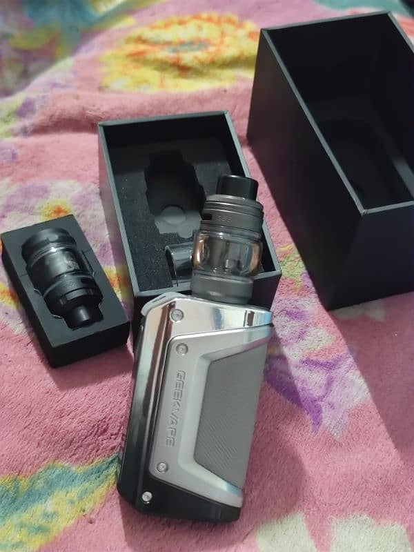 Geek Vape. . AEGIS LEGEND III KIT 200W DARG GRAY 10