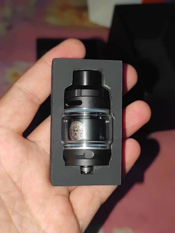 Geek Vape. . AEGIS LEGEND III KIT 200W DARG GRAY 11