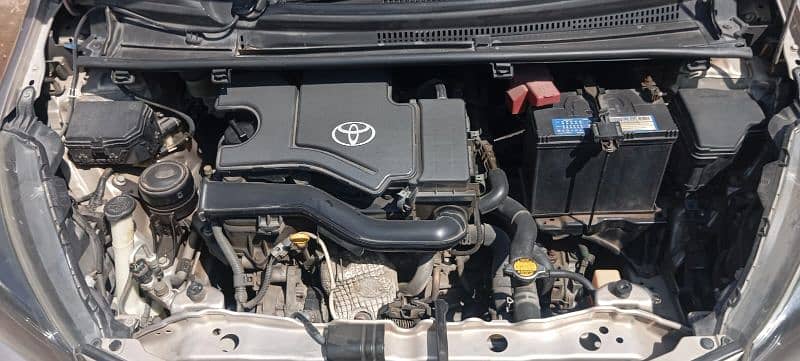 Toyota Vitz 2015/2019 btb original company maintain 9