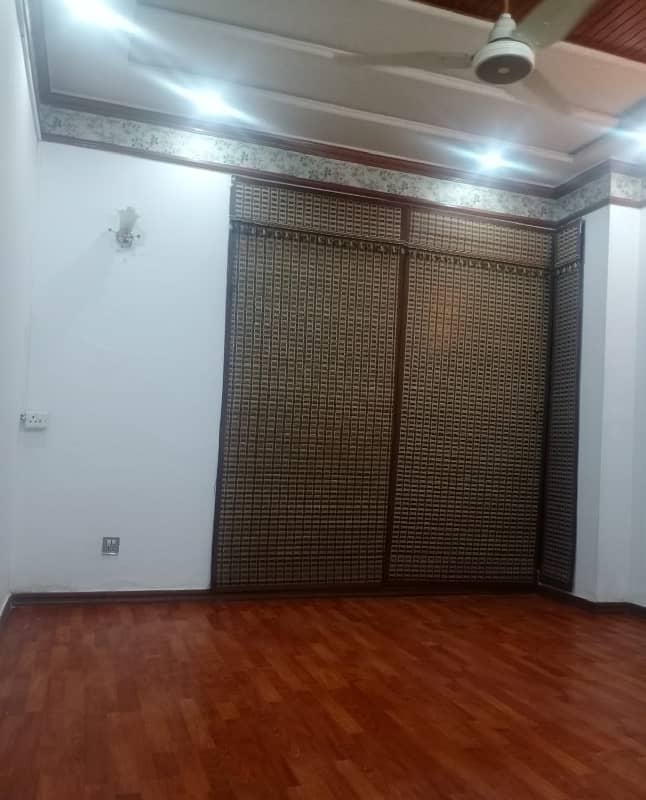 Affordable 8 Marla Full House For Rent In DHA Phase 3,Block Z, Lahore. 13