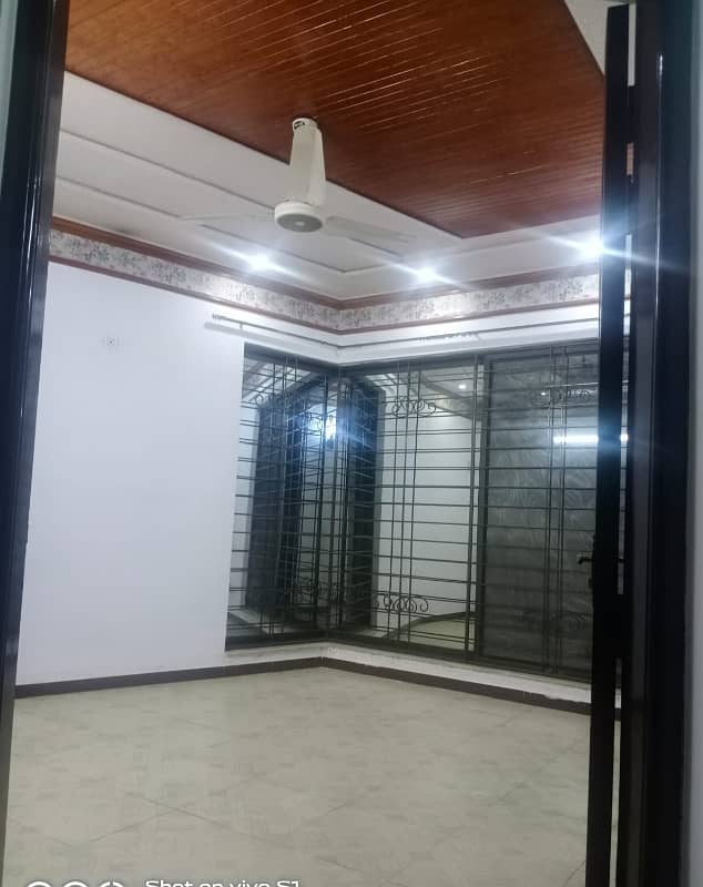 Affordable 8 Marla Full House For Rent In DHA Phase 3,Block Z, Lahore. 14