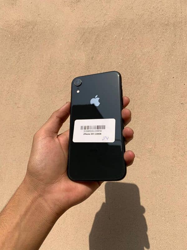 iPhone xr (PTA) 128 GB 0