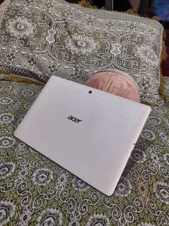 Acer aspire window tab 64GB SSD 10 inch screen size