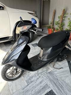 Suzuki Japanese Scooty in Lahore