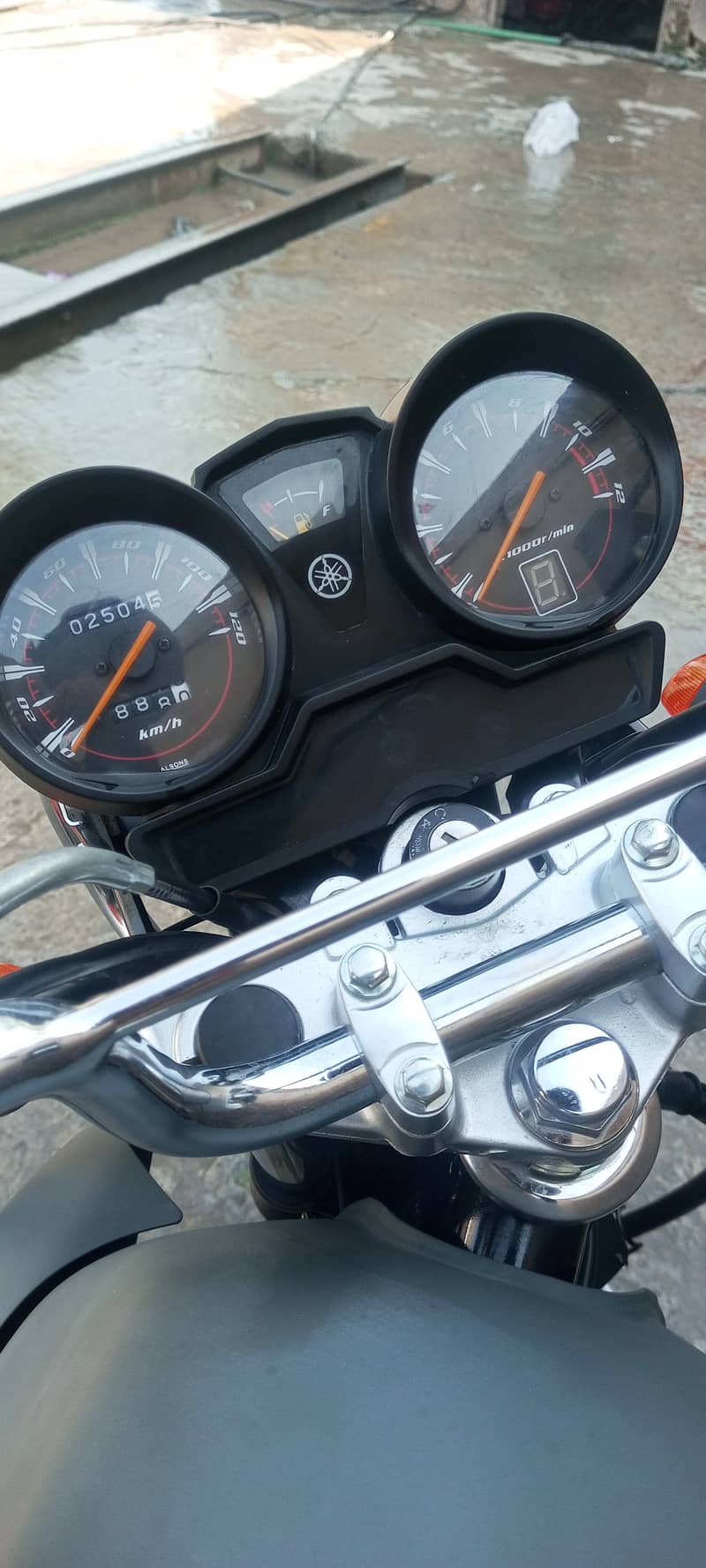 Yamaha YBR 125G 2024 1