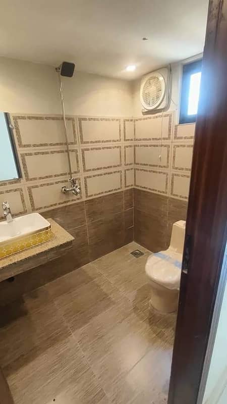 6 Marla double storey House for rent shalimar colony Multan 1