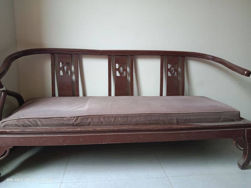 Single Sofa for sale 3