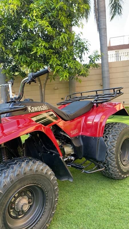 Kawasaki Bayou 250cc atv 1