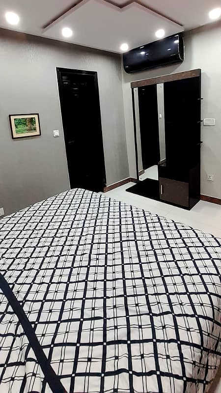 Luxury Studio/1 BHK/2 BHK available on daily basis 5