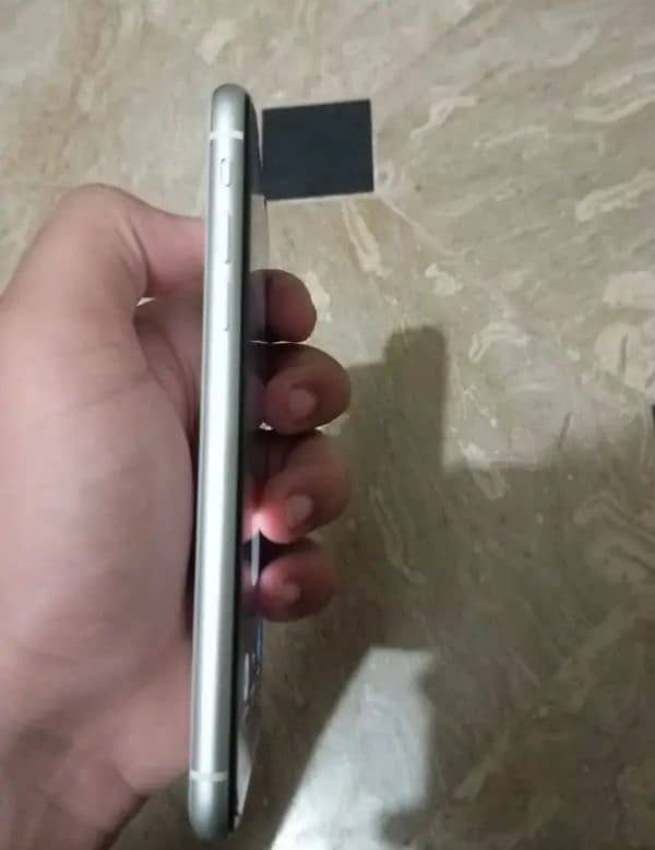 iphone 11jv 64gb 6