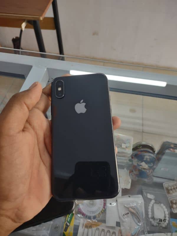 urgent sale iphone x 64 gb 6