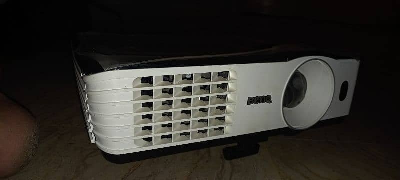 BENQ PROJECTOR (MX662) 0