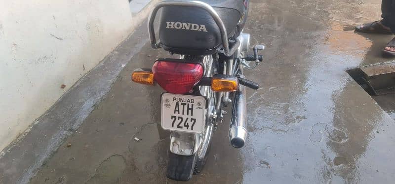 Honda CD 70 8