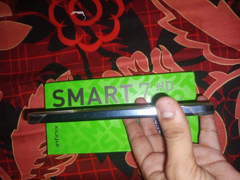 Smart 7 HD 4 GB RAM 64 GB 2