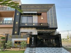 10 Marla Luxurious Low Price House For Sale