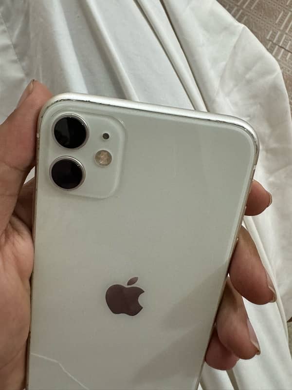 Iphone 11 non pta factory unlock/ sim working with box 9