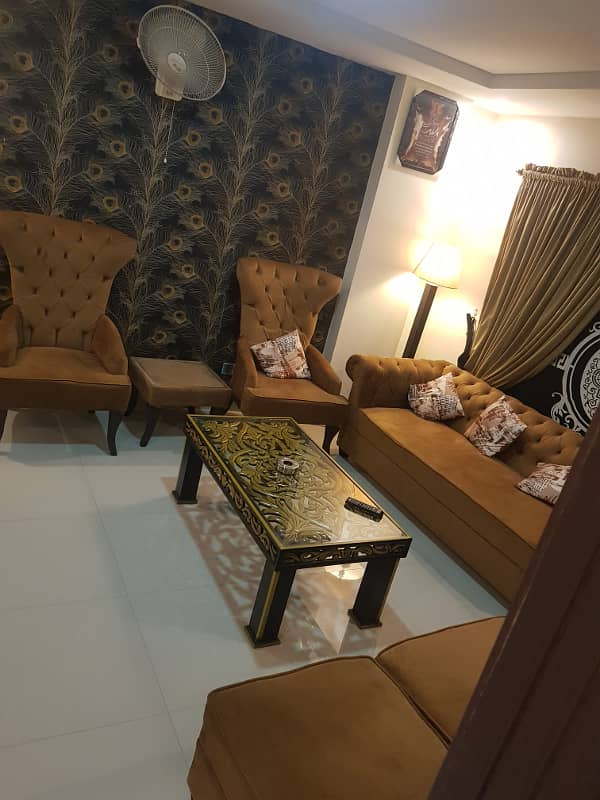 Par Day short time One BeD Room apartment Available for rent in Bahria town phase 4 and 6 empire Heights 2 Family apartment 6