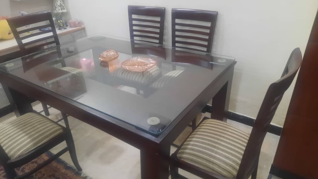 Dining Table 06 Seater with Glass Top 4