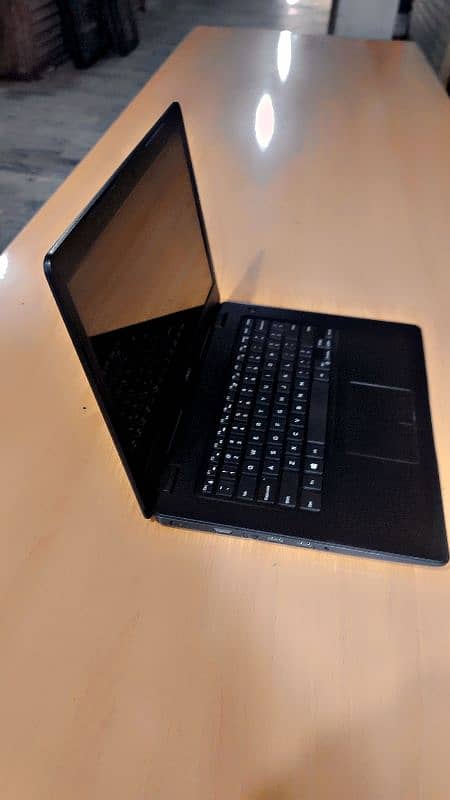 asalam-o-alikum I'm selling my Dell laptop urgent sale 0