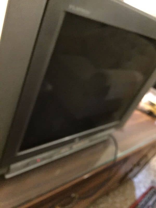 LG tv 4