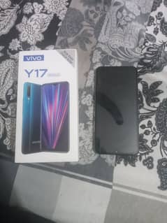 Vivo f17