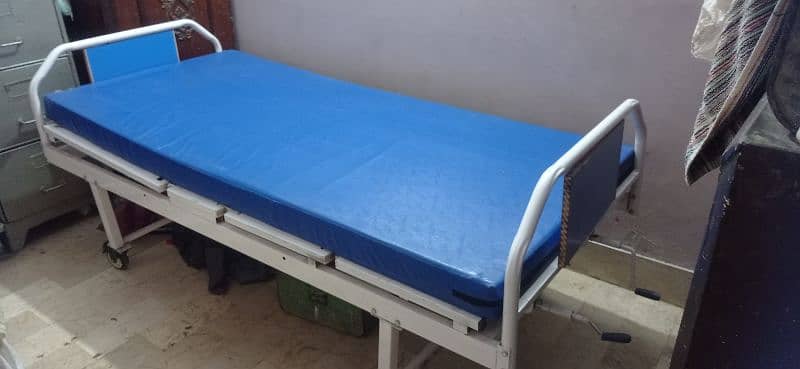 Patient bed and mattress 4