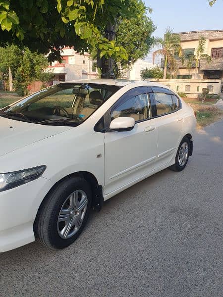 Honda City IVTEC 2014, excellent condition. 3